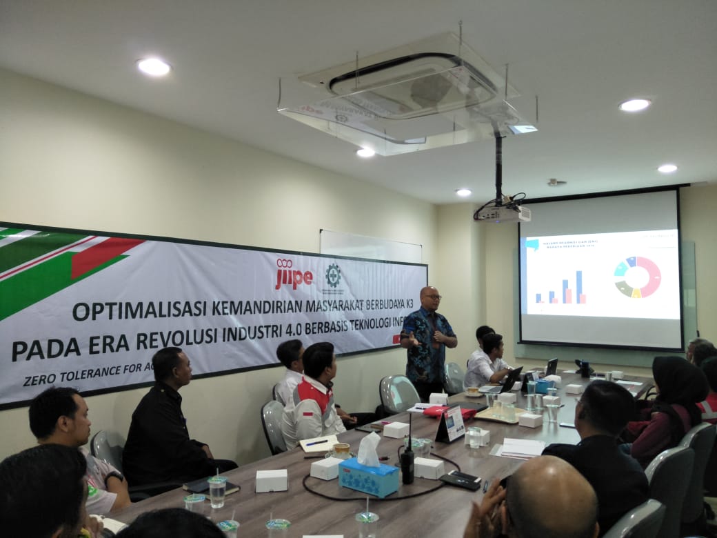 K3 Seminar in the national K3 month